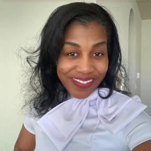 Meet your Posher, Yolanda